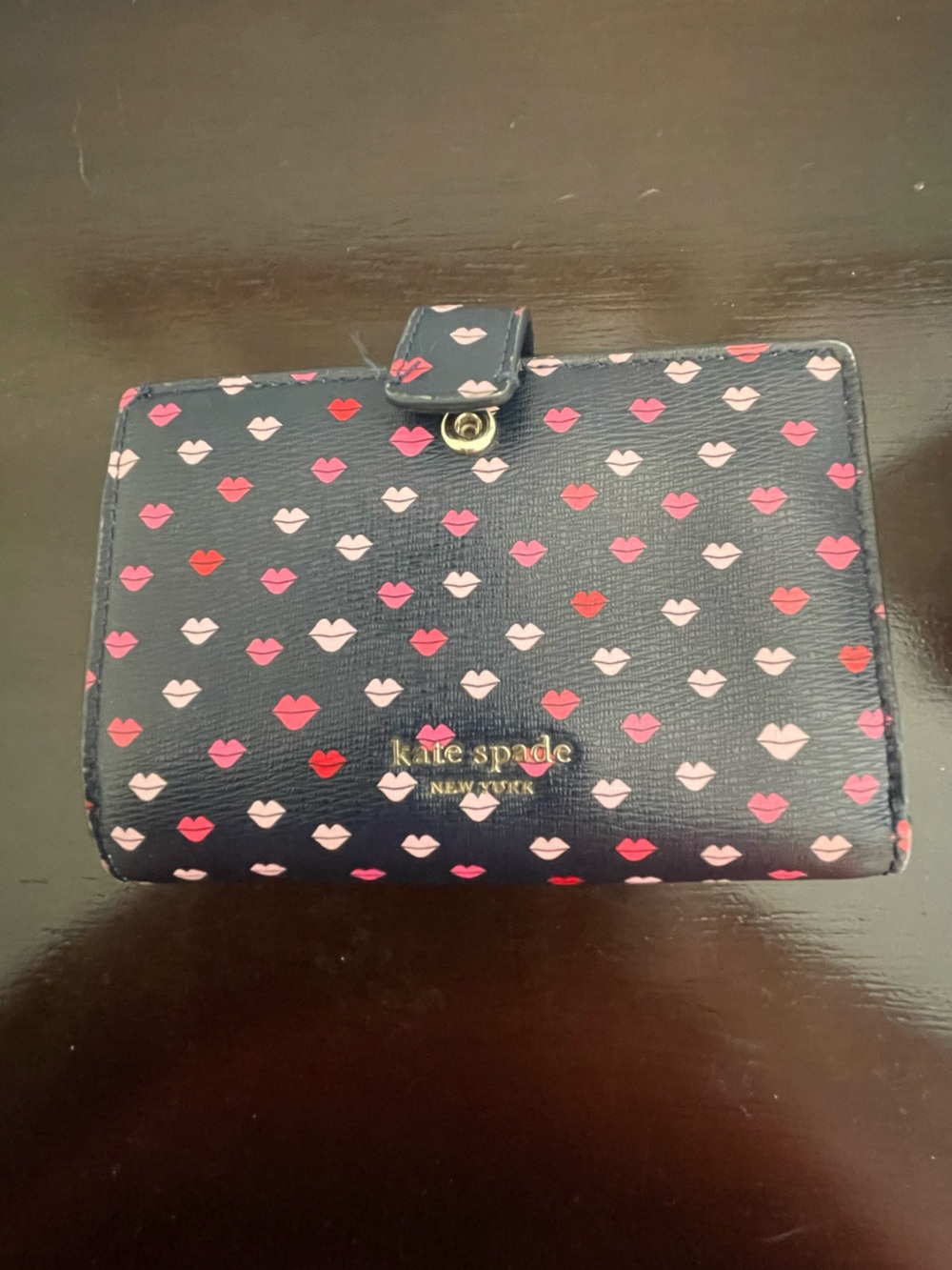kate spade navy snap wallet with pink & red lip print